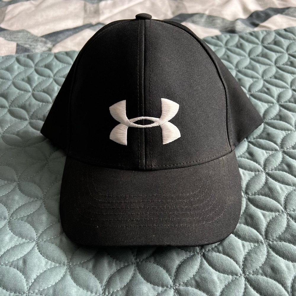 Under Armour hat